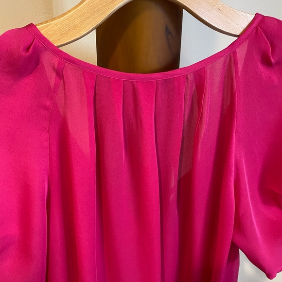 EUC JOIE 100% silk fuchsia blouse size Small - Picture 6 of 10